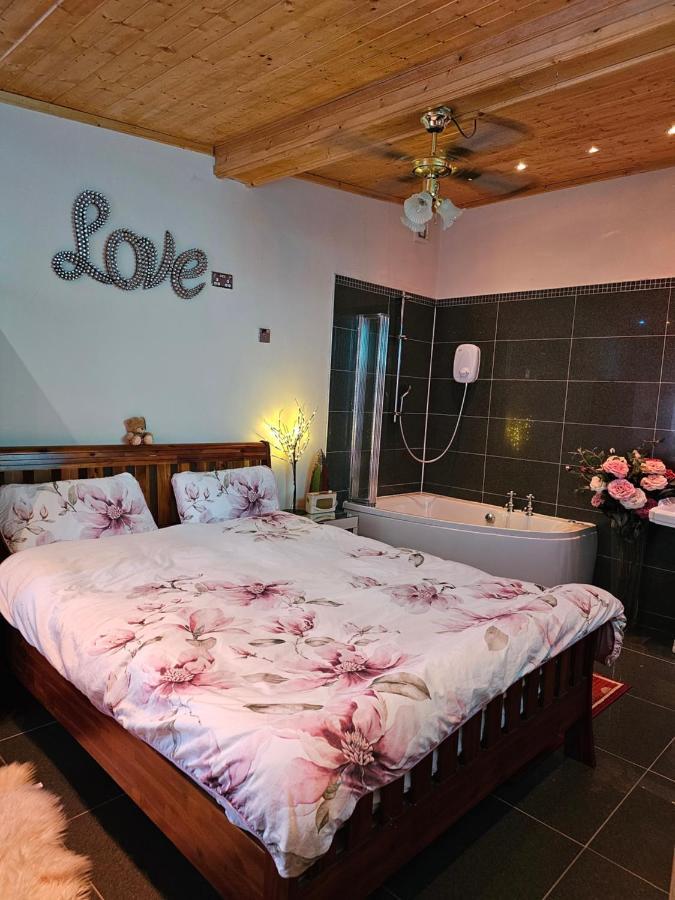 克朗梅尔Baron Park House公寓 外观 照片